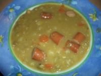 Erbsensuppe mit Bockwurst